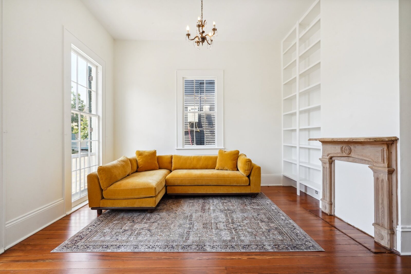 Sweeney Restoration work on 00001-Clouet St 3